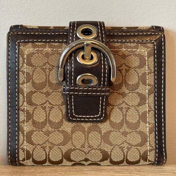Coach Signature Canvas Brown Bifold Wallet - Picture 1 of 4